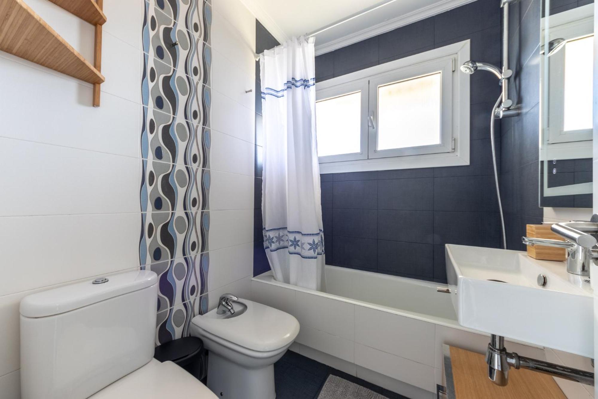 Primera Linea De Playa Surf & Apartment Sopelana